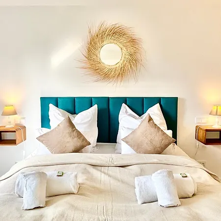 Snug 5 - Design Mit Sonnenbalkon, Ruhig, Zentral Apartamento *