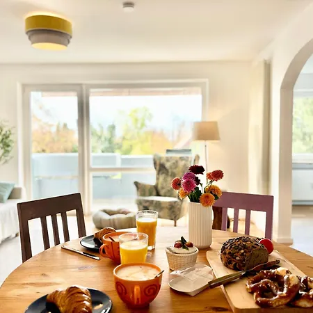 Apartment Snug 5 - Design Mit Sonnenbalkon, Ruhig, Zentral