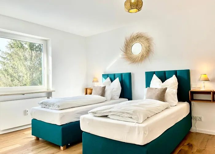 Snug 5 - Design Mit Sonnenbalkon, Ruhig, Zentral 海瑞星阿莫斯